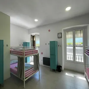 Hostel Downtown River, San Sebastián